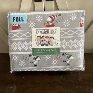 Christmas Peanuts Full Sheet Set Snoopy & Woodstock Sledding - Ice Skating NEW